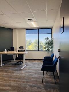 Office 330 (3)
